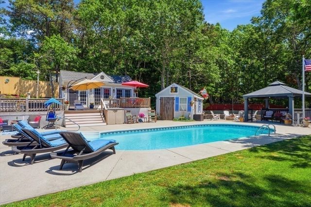 105 Joyce Drive, Plymouth, MA 02360
