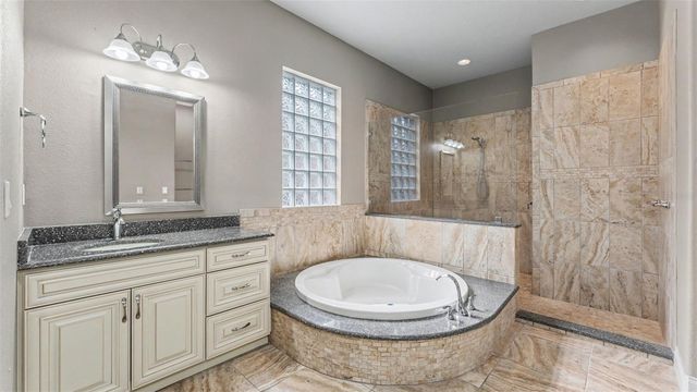 843 CHRISTINA CHASE DRIVE, Lakeland, FL 33813