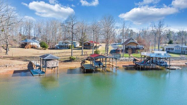 1111 Jefferson Dock RD, Penhook, VA 24137
