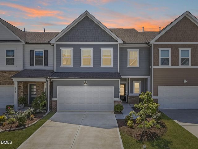 709 Toulouse Court, Cary, NC 27519