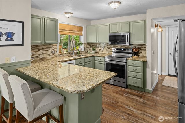 10820 130th Avenue E, Puyallup, WA 98374