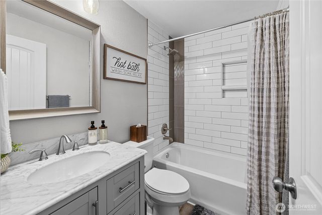 10820 130th Avenue E, Puyallup, WA 98374