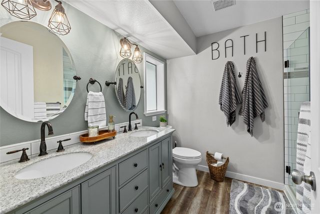 10820 130th Avenue E, Puyallup, WA 98374