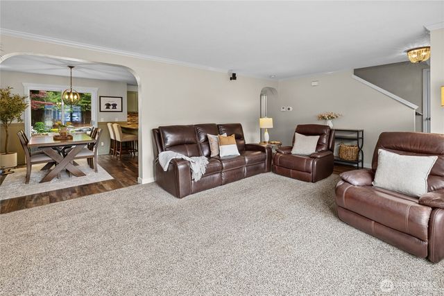 10820 130th Avenue E, Puyallup, WA 98374