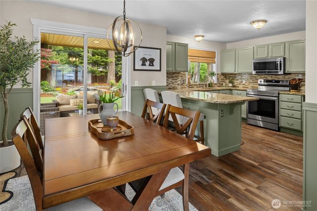 10820 130th Avenue E, Puyallup, WA 98374