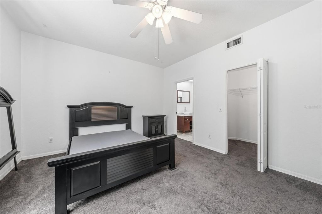 Image 20 of property listing at 22128 LITTLE LAGOON COURT, Lutz, FL 33549
