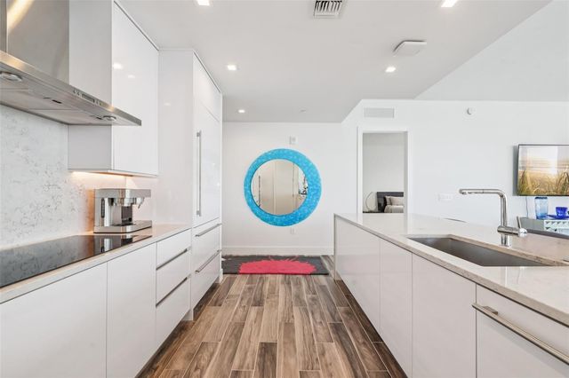 5120 MARINA WAY 14002, Tampa, FL 33611