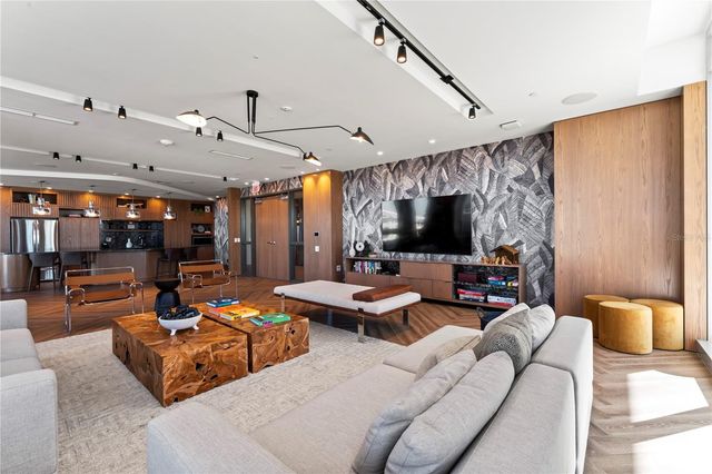 5120 MARINA WAY 14002, Tampa, FL 33611