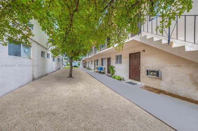 731 SW 5th Street, Miami, FL 33130