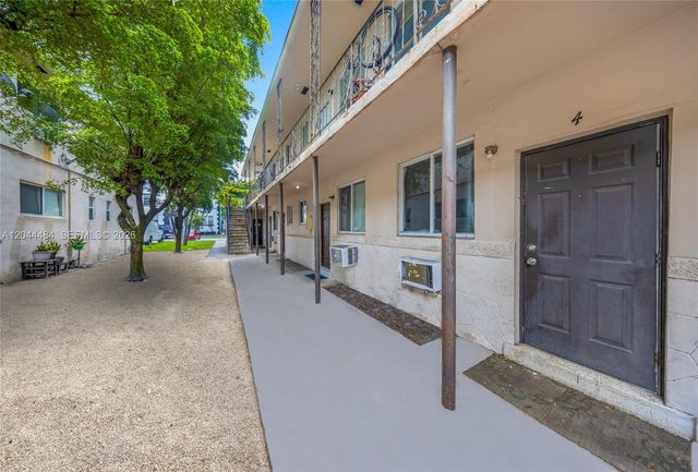 731 SW 5th Street, Miami, FL 33130