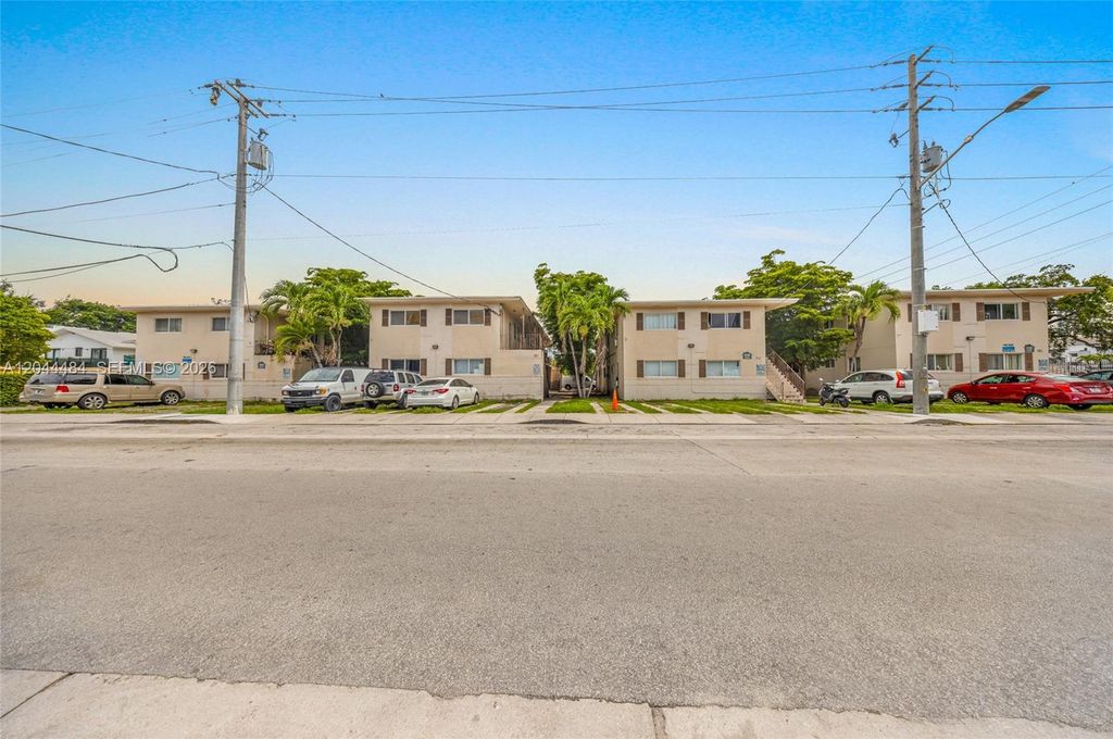 731 SW 5th Street, Miami, FL 33130