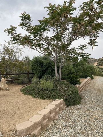 2863 Ox Yoke, Pioneertown, CA 92268