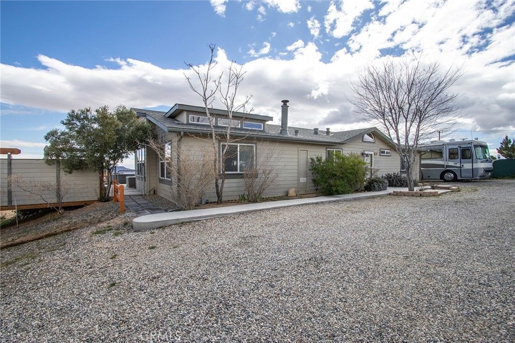 2863 Ox Yoke, Pioneertown, CA 92268