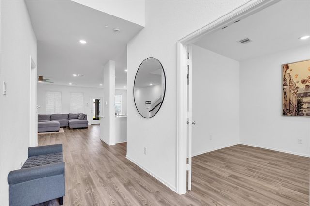 9454 Brookwood Bend Drive, Baytown, TX 77521
