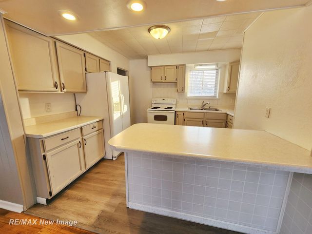 4955 Hepburn Road, Saginaw, MI 48603