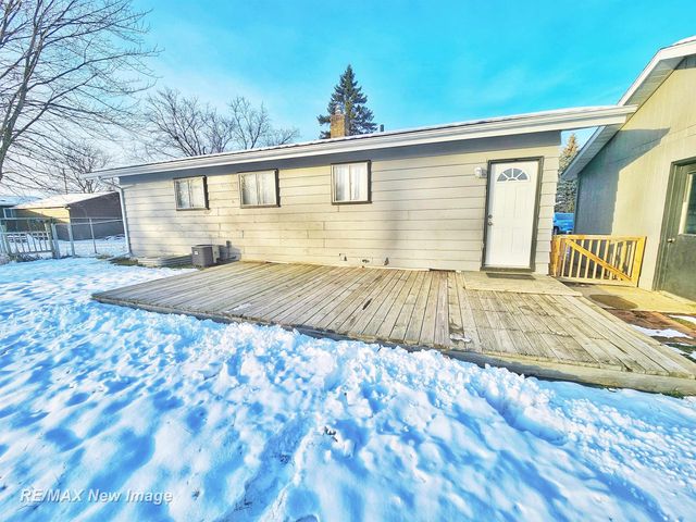 4955 Hepburn Road, Saginaw, MI 48603