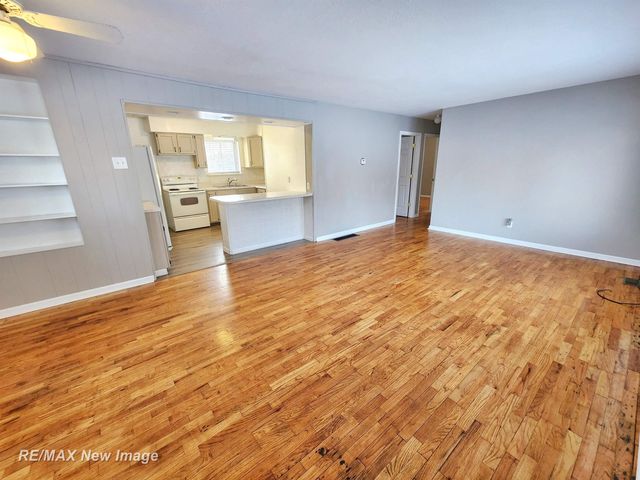 4955 Hepburn Road, Saginaw, MI 48603