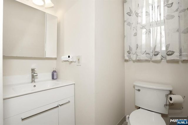 94 May Street, Hawthorne, NJ 07506