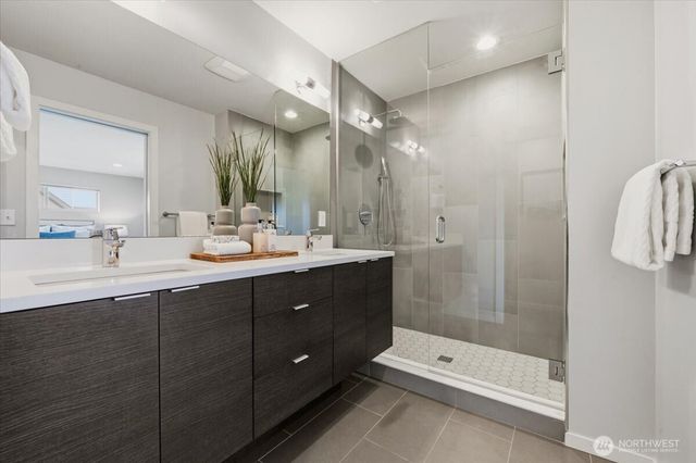 711 N 97th Street, Seattle, WA 98103