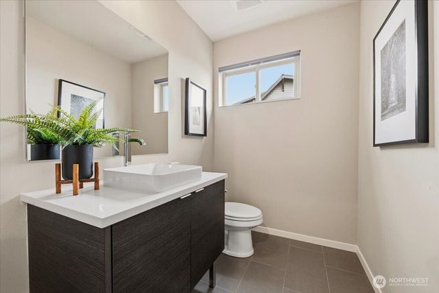 711 N 97th Street, Seattle, WA 98103