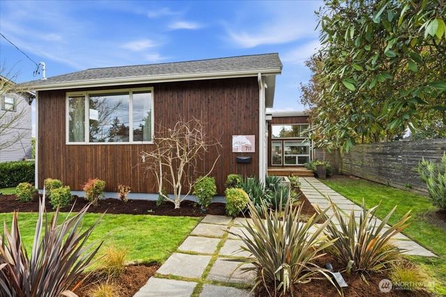 711 N 97th Street, Seattle, WA 98103