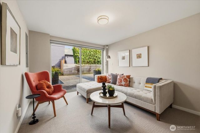 711 N 97th Street, Seattle, WA 98103