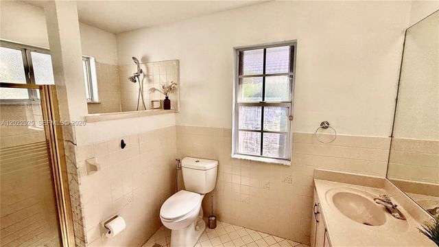 5470 Pine Cir, Coral Springs, FL 33067