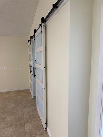 5470 Pine Cir, Coral Springs, FL 33067