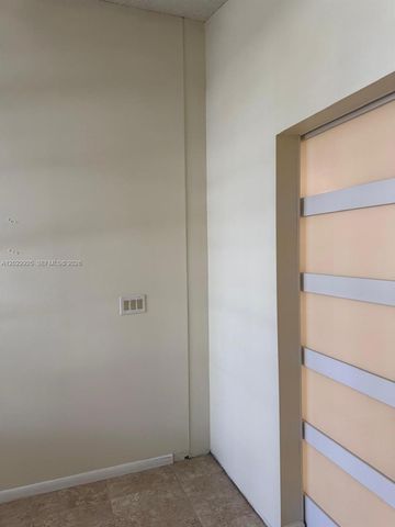 5470 Pine Cir, Coral Springs, FL 33067