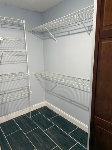 5470 Pine Cir, Coral Springs, FL 33067