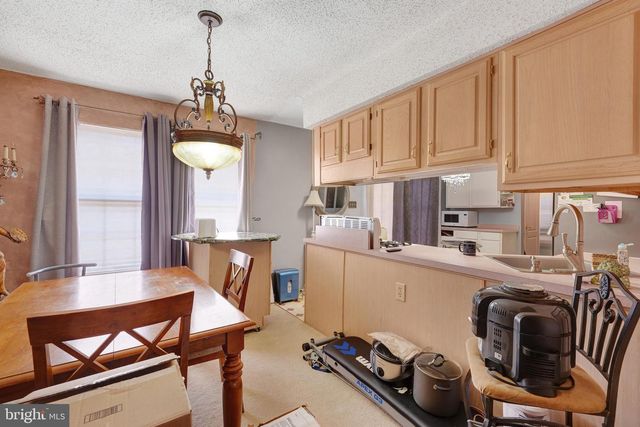 1 ADAMS AVE, Berlin, NJ 08009