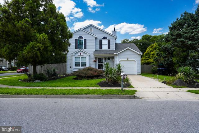 1 ADAMS AVE, Berlin, NJ 08009