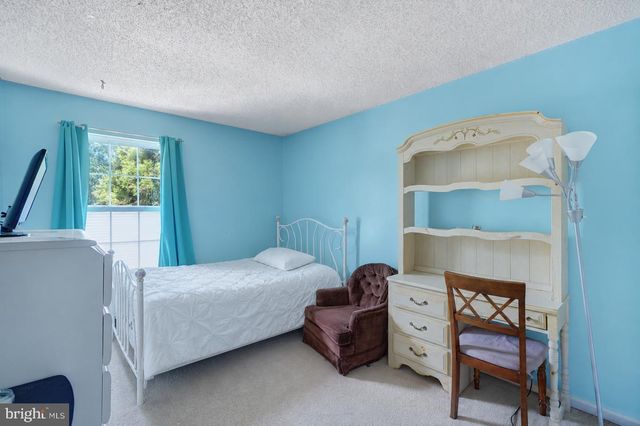 1 ADAMS AVE, Berlin, NJ 08009