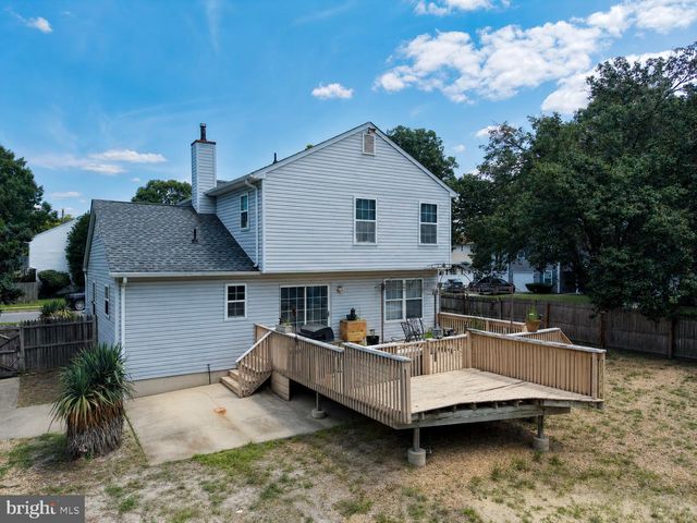 1 ADAMS AVE, Berlin, NJ 08009