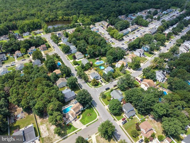 1 ADAMS AVE, Berlin, NJ 08009