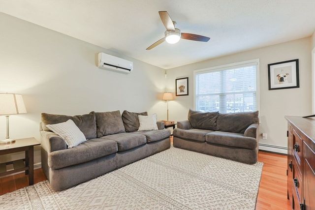 109 Partridge Cir, Taunton, MA 02780