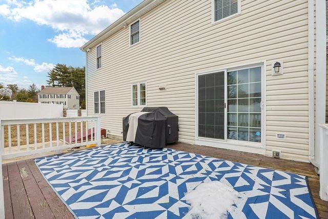 109 Partridge Cir, Taunton, MA 02780