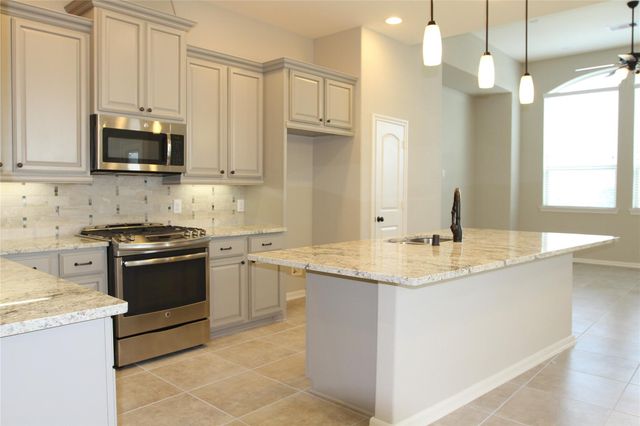 12102 La Strada Street, Richmond, TX 77406