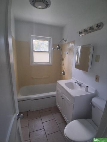 2510 Hancock Street, Bellevue, NE 68005