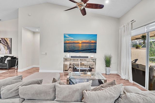 7445 Rockbridge Circle, Lake Worth, FL 33467
