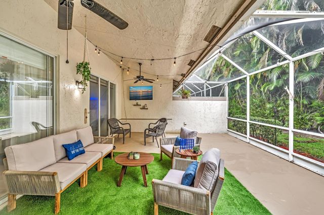 7445 Rockbridge Circle, Lake Worth, FL 33467