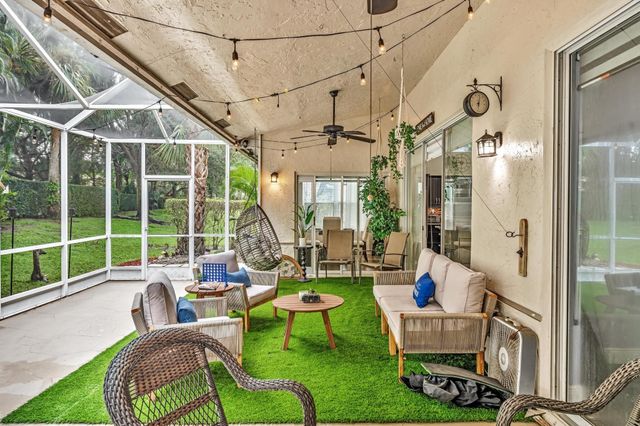 7445 Rockbridge Circle, Lake Worth, FL 33467