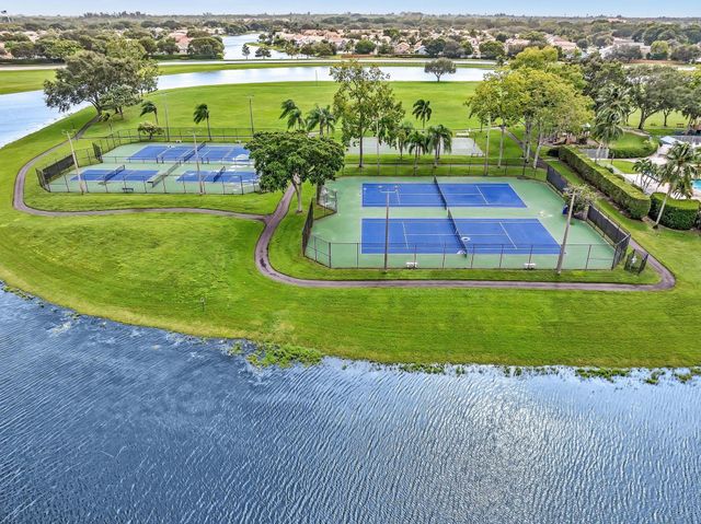 7445 Rockbridge Circle, Lake Worth, FL 33467