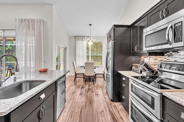7445 Rockbridge Circle, Lake Worth, FL 33467