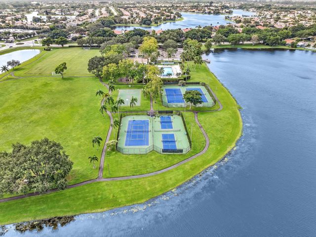 7445 Rockbridge Circle, Lake Worth, FL 33467
