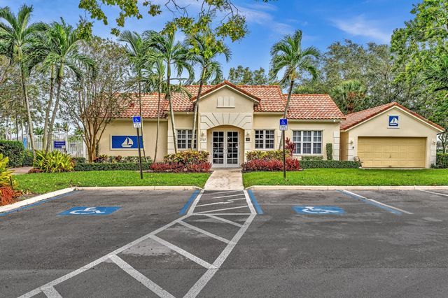 7445 Rockbridge Circle, Lake Worth, FL 33467