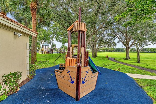 7445 Rockbridge Circle, Lake Worth, FL 33467