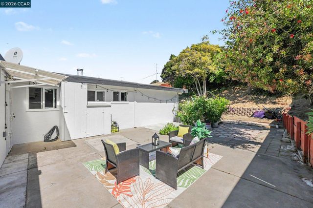 1927 Miner Ave, San Pablo, CA 94806