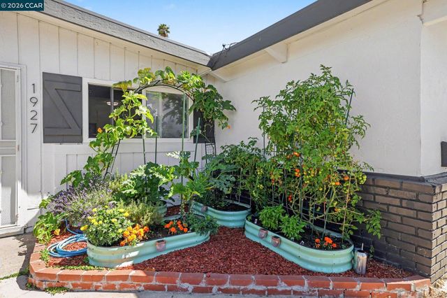 1927 Miner Ave, San Pablo, CA 94806