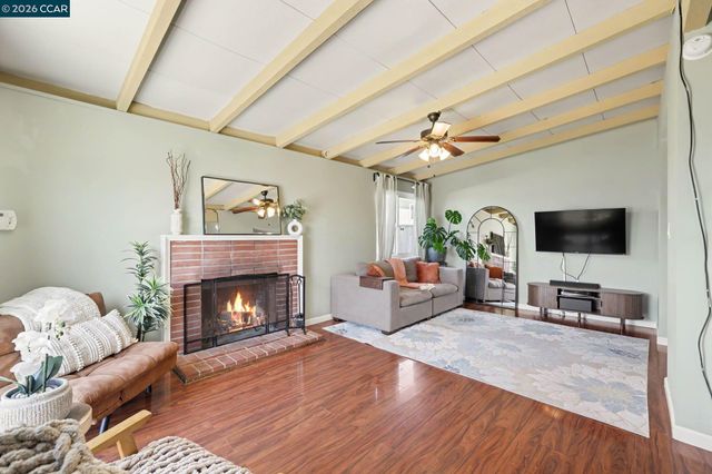 1927 Miner Ave, San Pablo, CA 94806